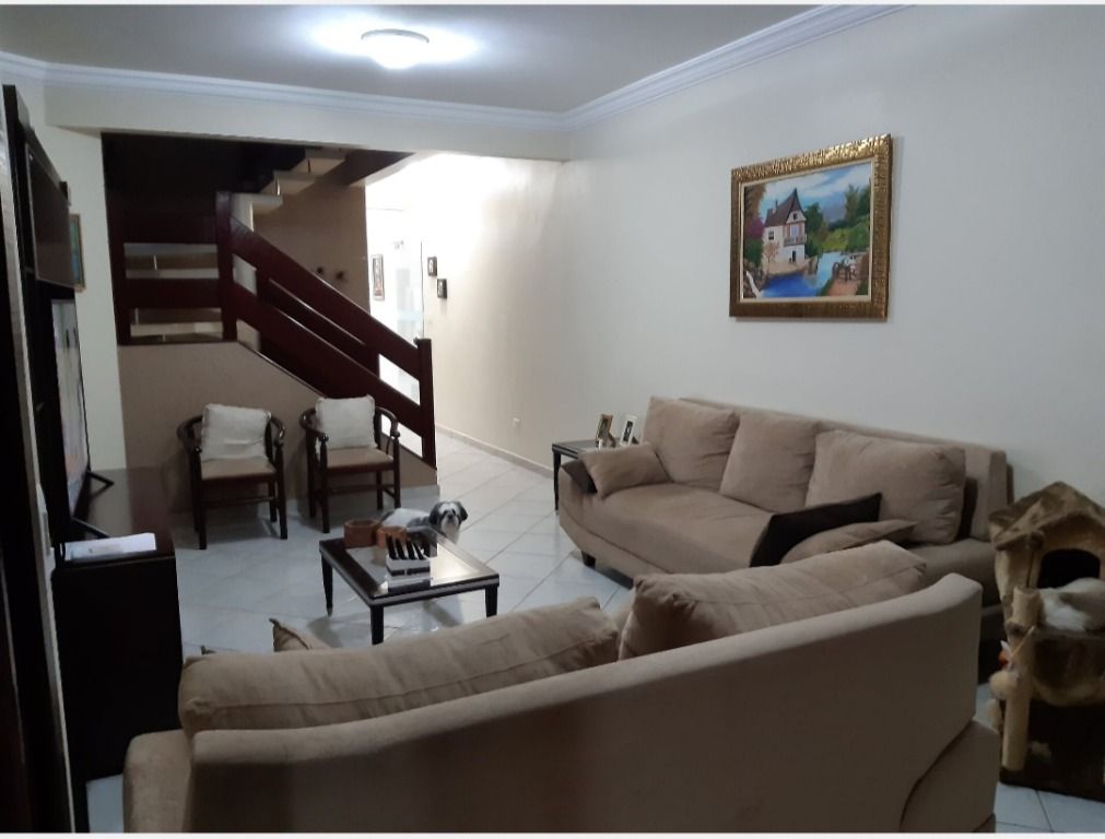 Sobrado à venda no Parque Gerassi: 