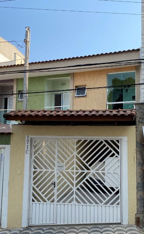 Sobrado à venda no Vila Eldízia: 