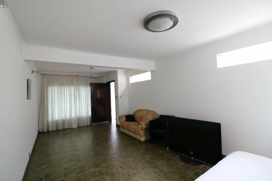 Sobrado à venda no Vila Eldízia: 