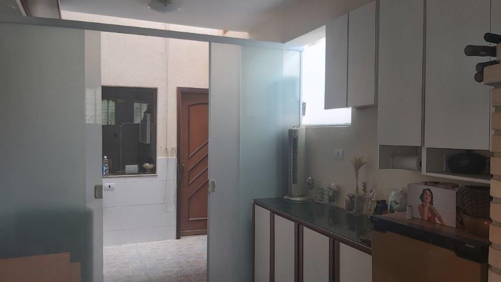 Sobrado à venda no Vila Scarpelli: 