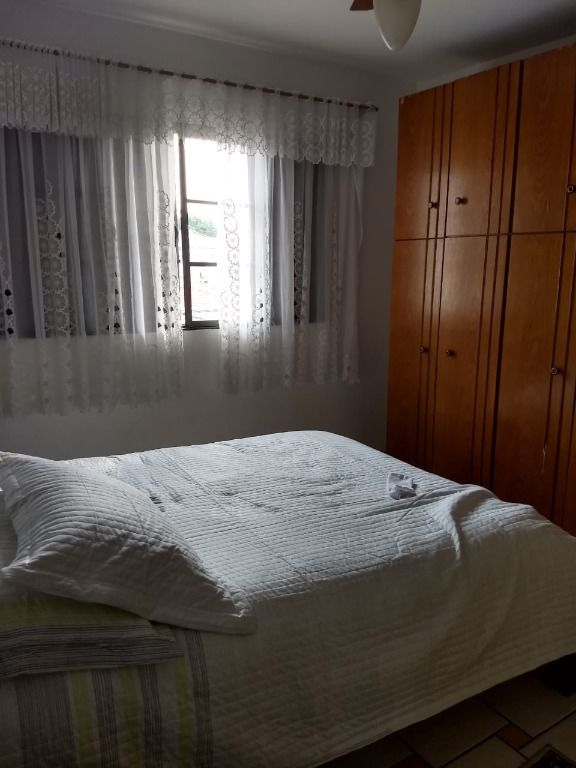 Sobrado à venda no Jardim Ocara: 