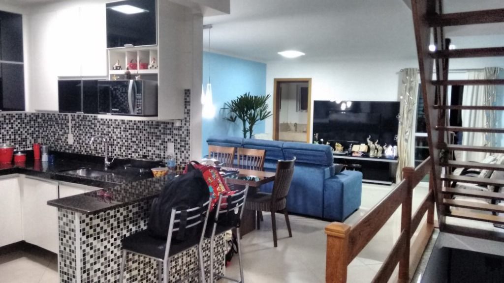 Sobrado à venda no Vila América: 