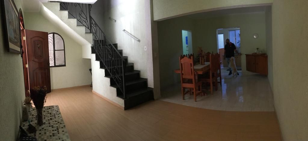 Sobrado à venda no Vila Gilda: 