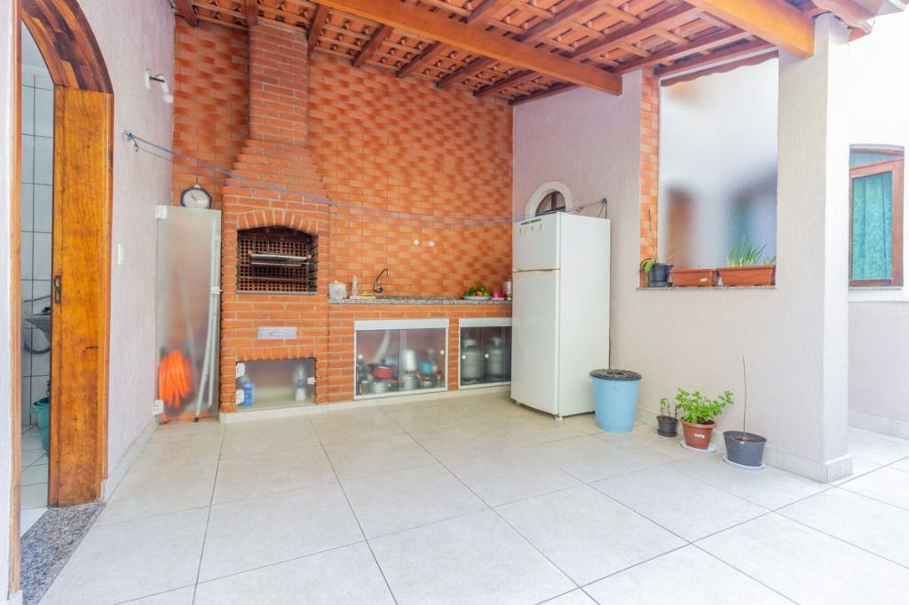 Sobrado à venda no Jardim Las Vegas: 