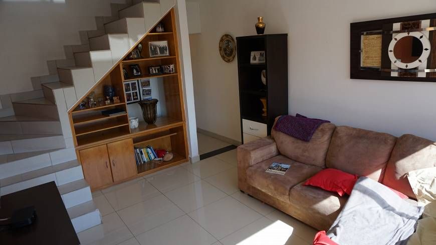 Sobrado à venda no Vila Scarpelli: 