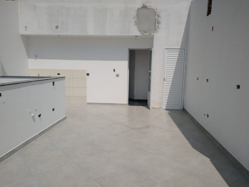 Cobertura à venda no Vila Cecília Maria: 