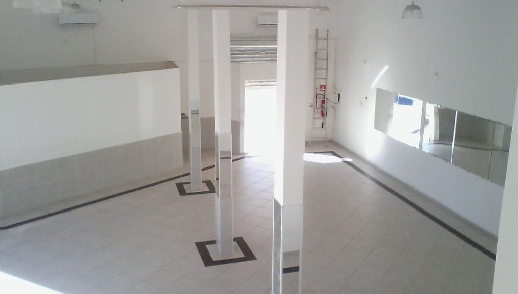 Salão à venda no Jardim Rina: 