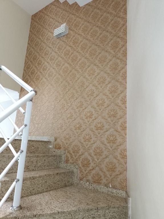 Sobrado à venda no Vila Alzira: 