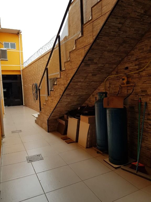 Sobrado à venda no Vila Linda: 