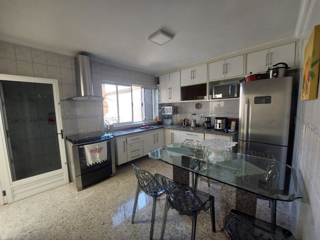 Sobrado à venda no Jardim Oriental: 