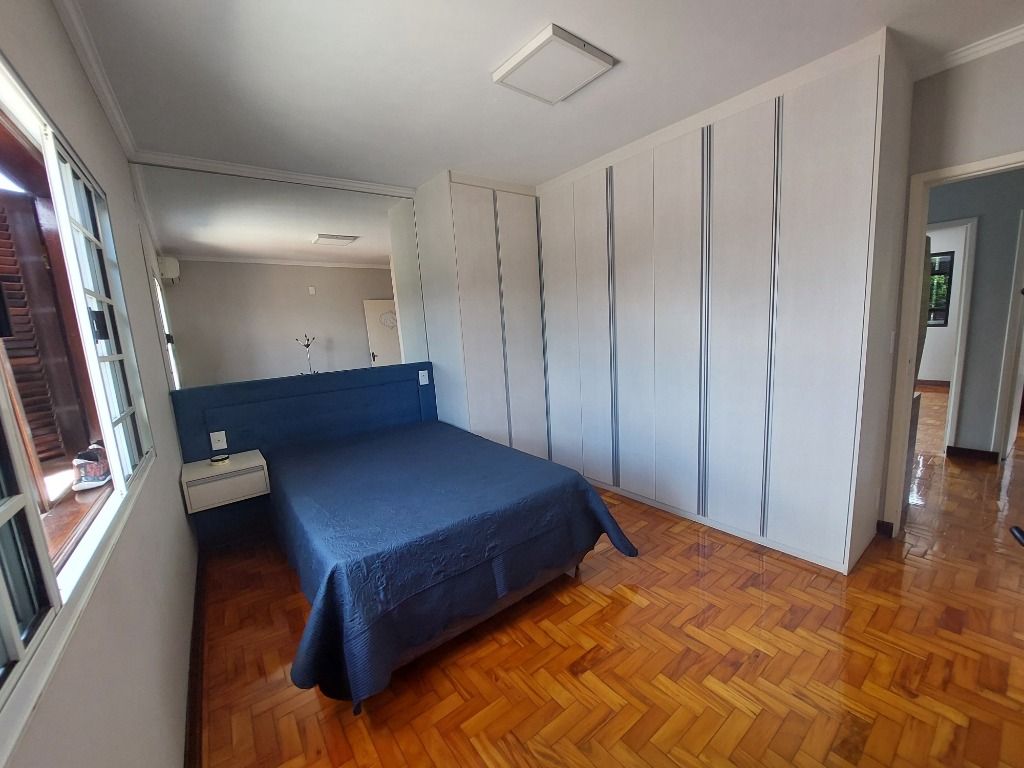 Sobrado à venda no Jardim Oriental: 