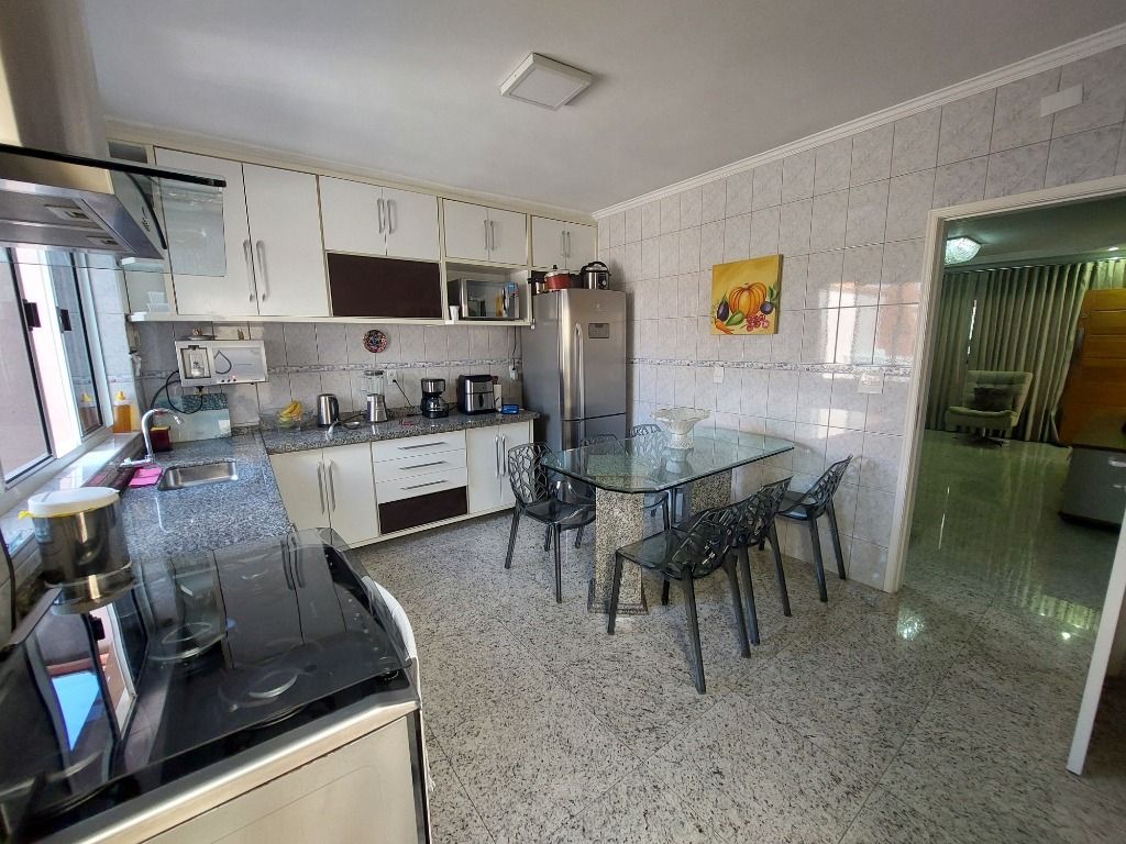 Sobrado à venda no Jardim Oriental: 