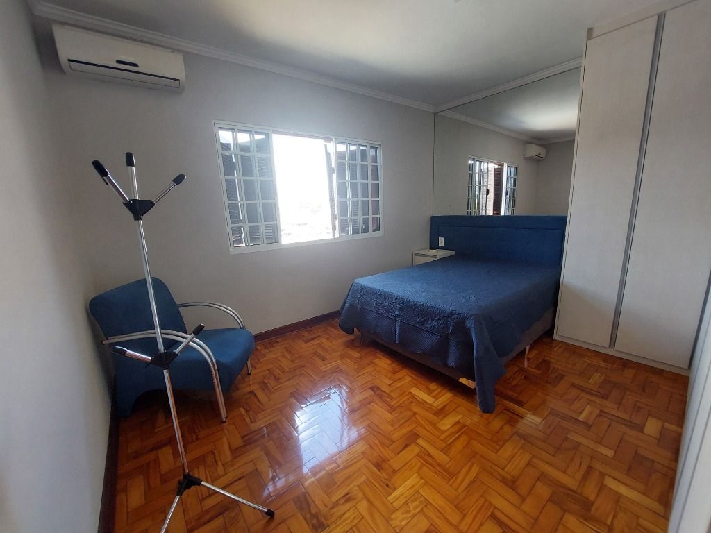 Sobrado à venda no Jardim Oriental: 