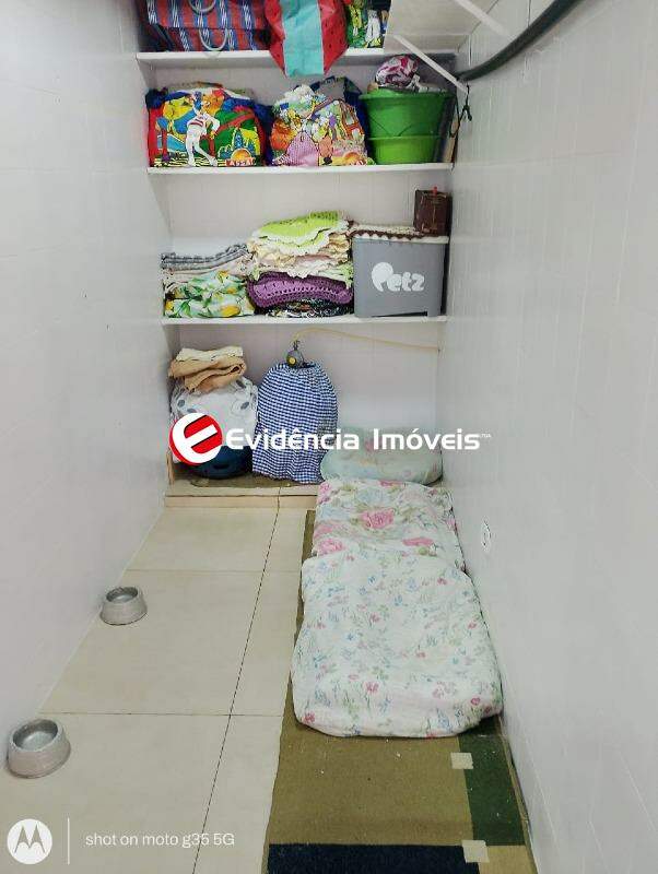Sobrado à venda no Jardim Pilar: 