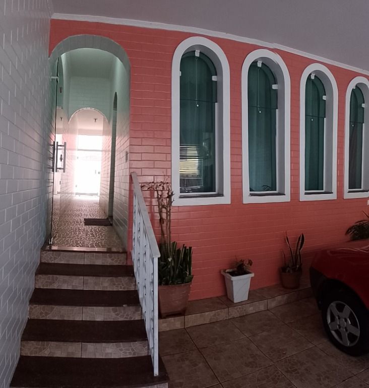 Sobrado à venda no Jardim Pilar: 