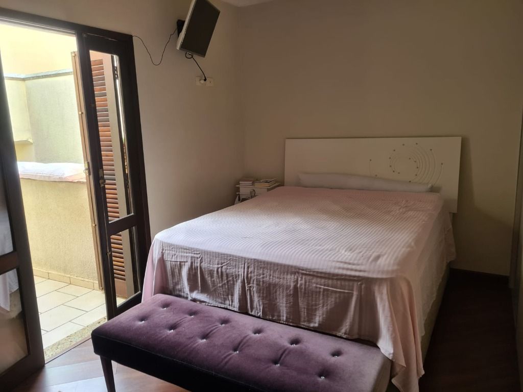 Sobrado à venda no Vila Valparaíso: 