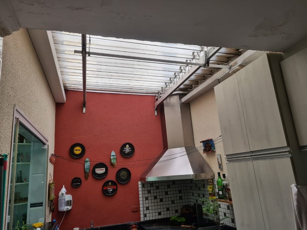 Sobrado à venda no Vila Valparaíso: 