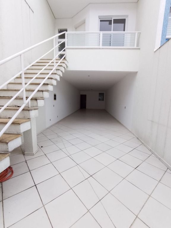 Sobrado à venda no Campestre: 