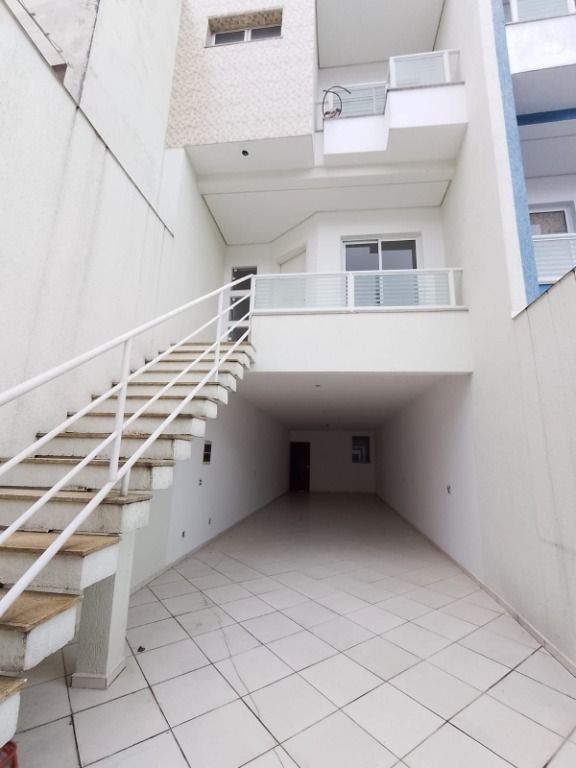 Sobrado à venda no Campestre: 