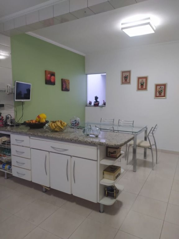 Sobrado à venda no Vila Valparaíso: 