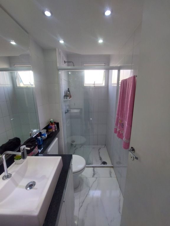 Apartamento à venda no Santa Terezinha: 