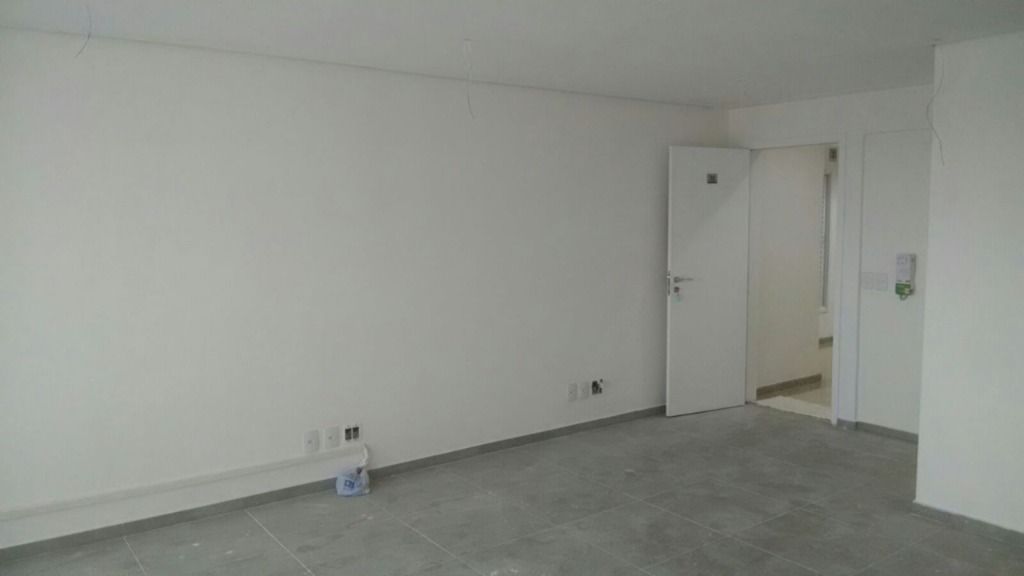 Sala à venda no Vila Gilda: 