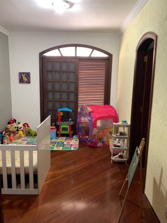 Sobrado à venda no Jardim Wallace Simonsen: 