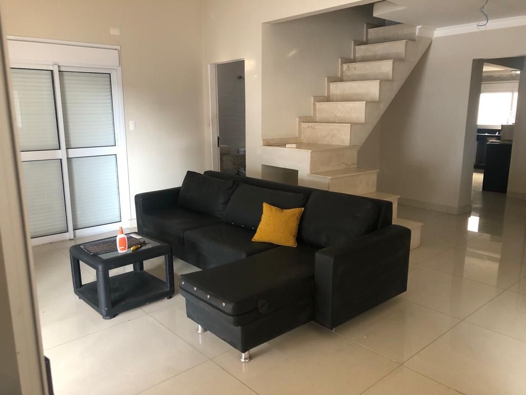 Sobrado à venda no Vila Gilda: 