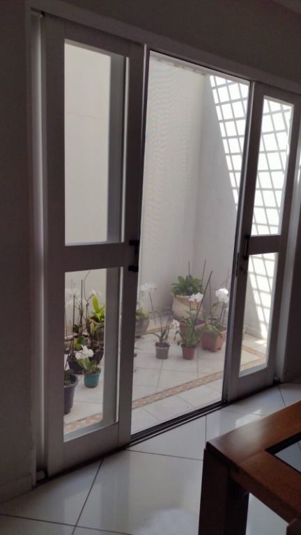 Sobrado à venda no Jardim Ocara: 