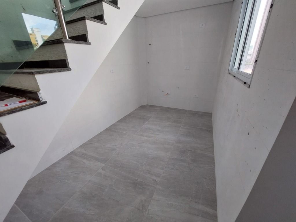 Cobertura à venda no Vila Valparaíso: 