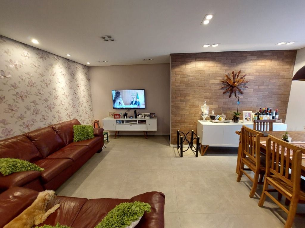 Casa à venda no Jardim Paraíso: 