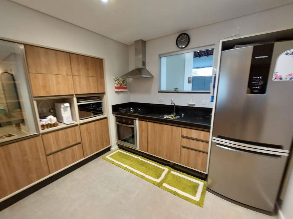 Casa à venda no Jardim Paraíso: 