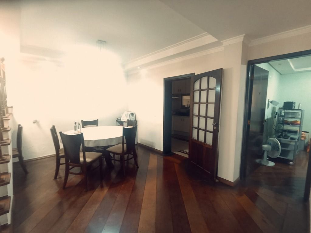 Sobrado à venda no Campestre: 