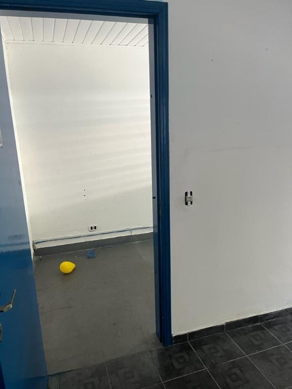 Galpão à venda no Vila Linda: 