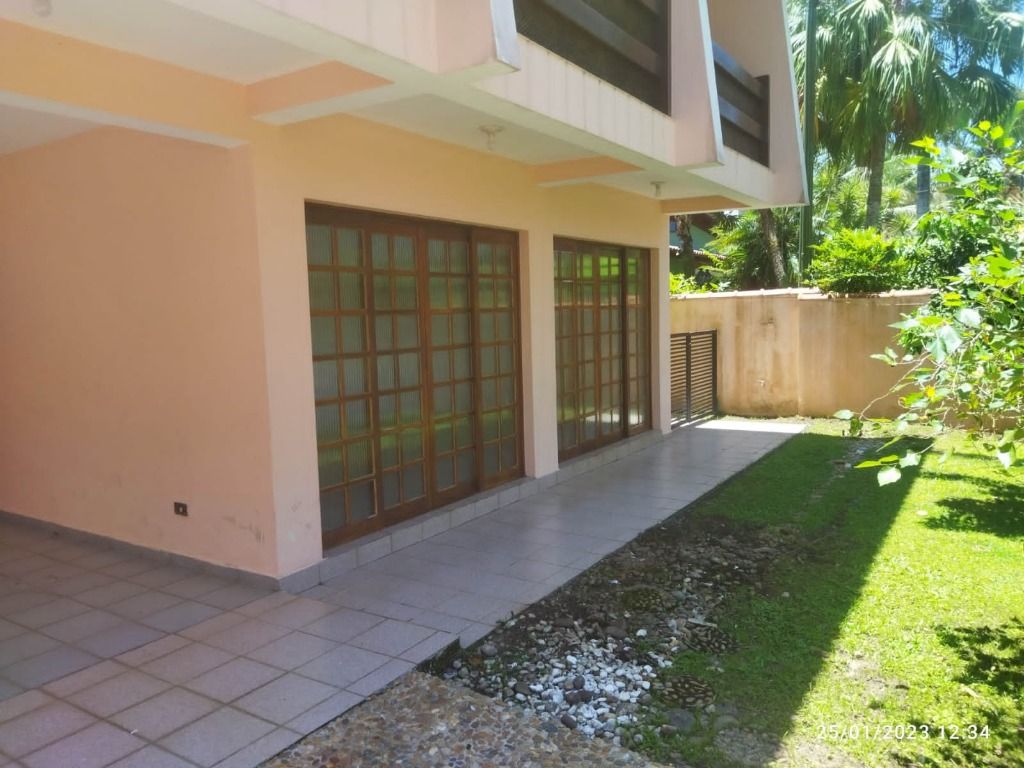 Casa à venda no Maitinga: 