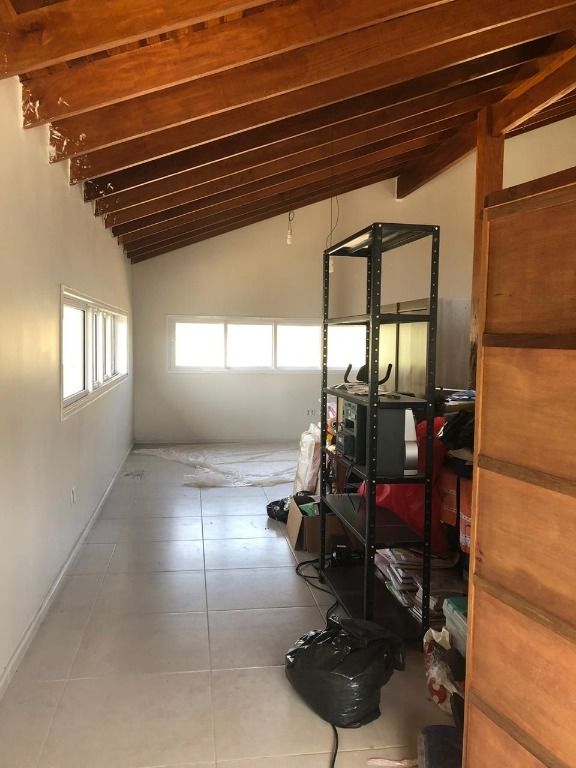 Sobrado à venda no Aglomeração Urbana de Jundiaí: 