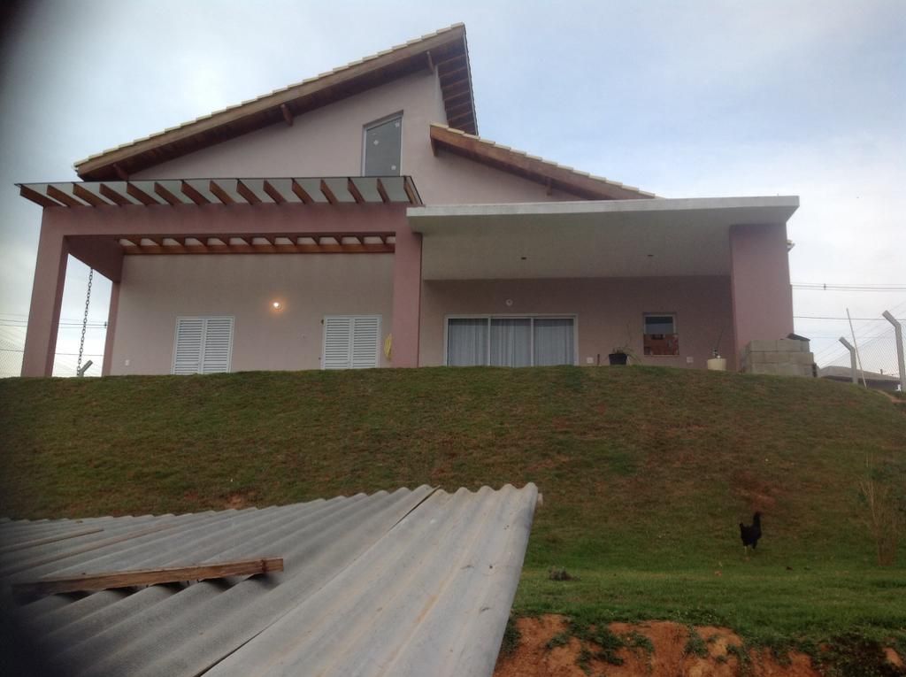 Sobrado à venda no Aglomeração Urbana de Jundiaí: 