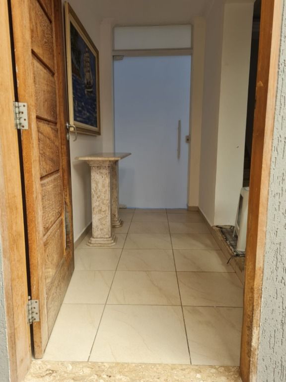 Sobrado à venda no Santa Terezinha: 