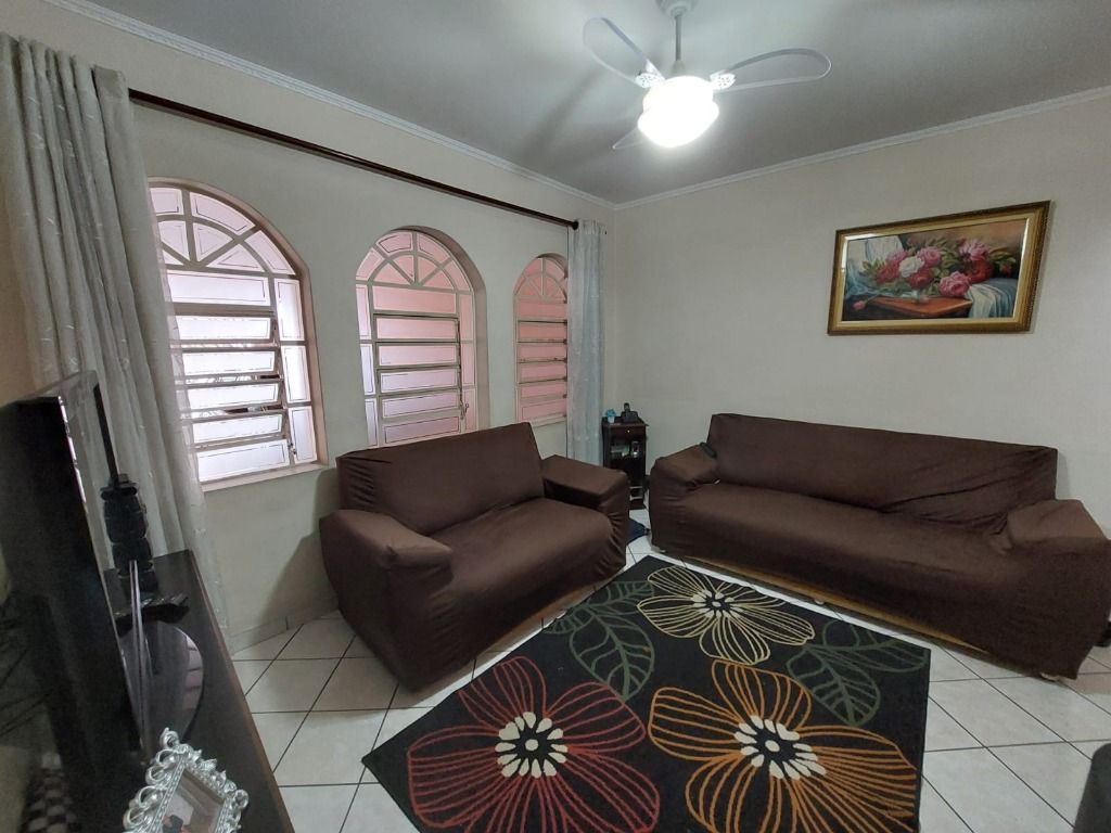 Sobrado à venda no Jardim Ocara: 