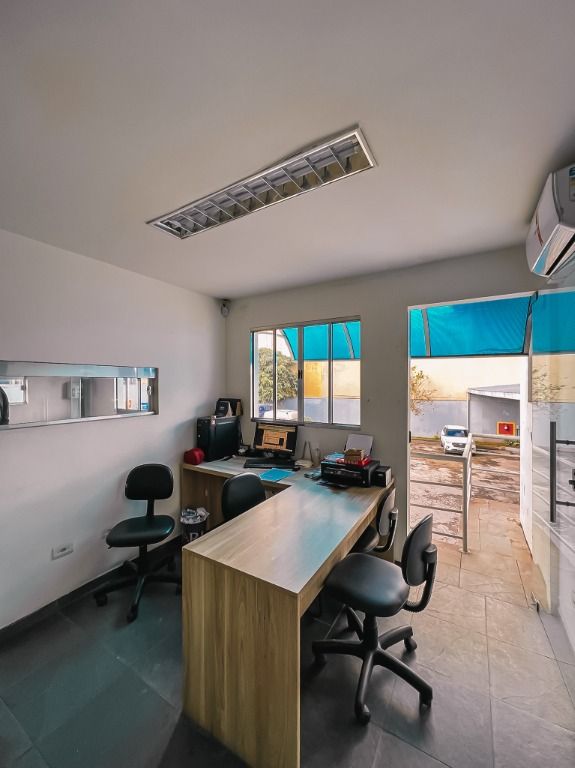 Terreno à venda no Vila Valparaíso: 