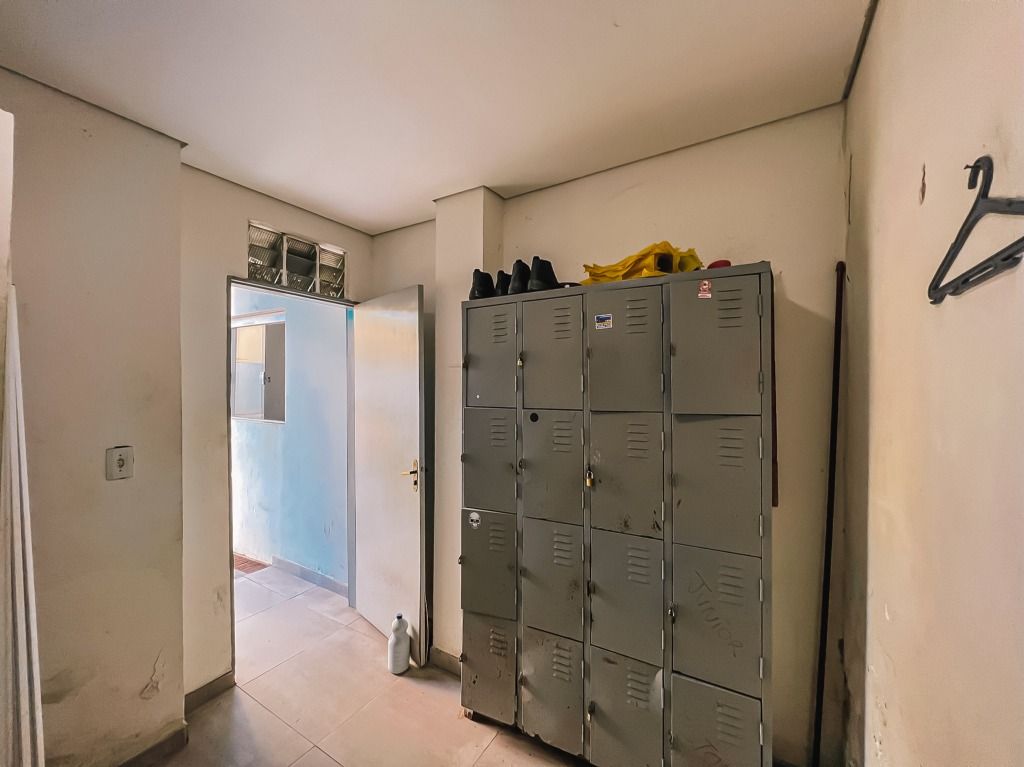 Terreno à venda no Vila Valparaíso: 