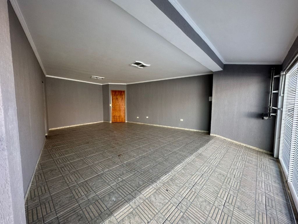 Sobrado à venda no Vila Tibiriçá: 