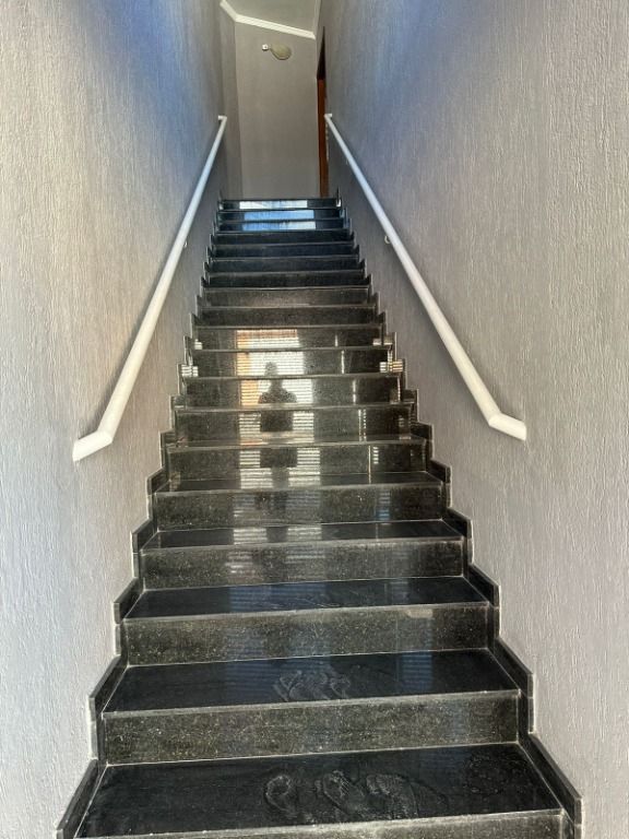 Sobrado à venda no Vila Tibiriçá: 