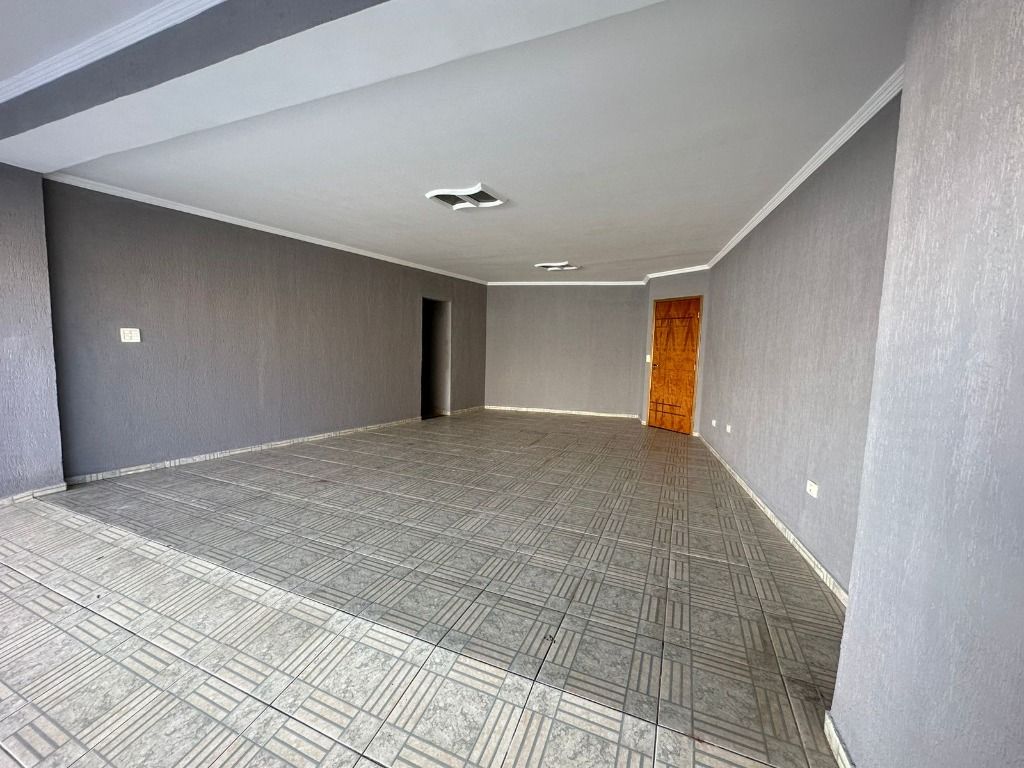 Sobrado à venda no Vila Tibiriçá: 