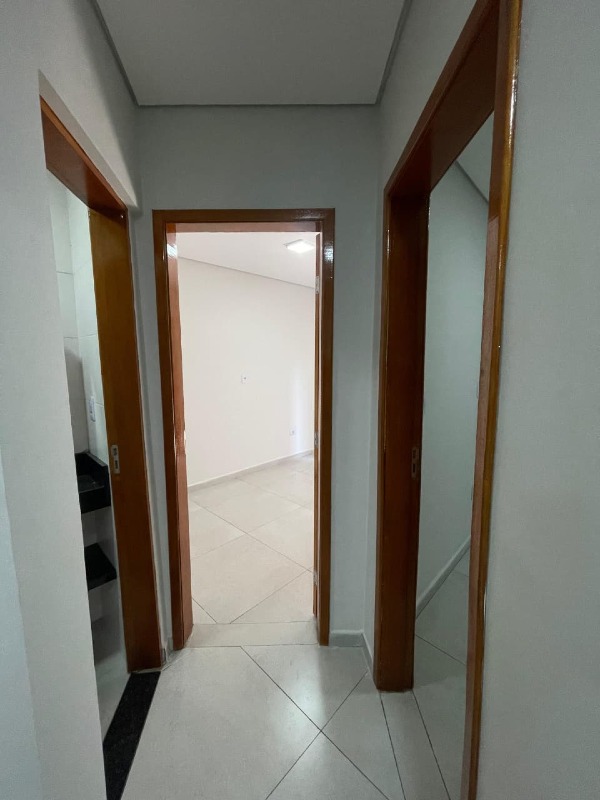 Apartamento para aluguel no Vila Príncipe de Gales: Corredor
