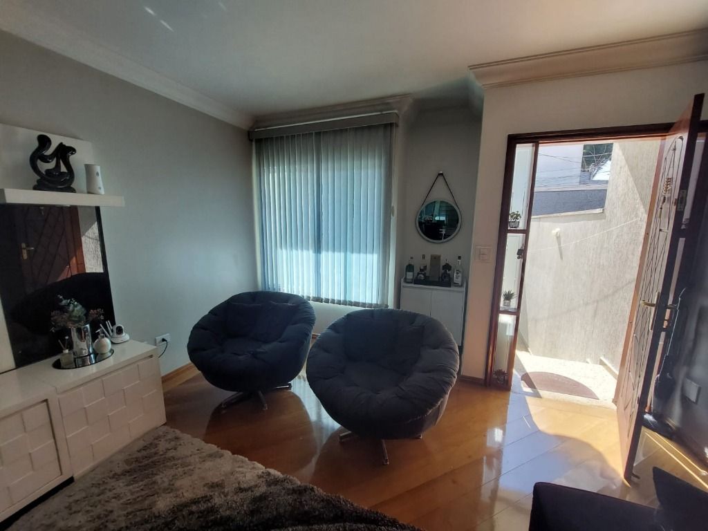 Sobrado à venda no Vila Pinheirinho: 