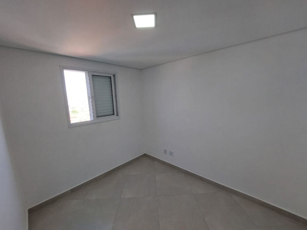 Cobertura à venda no Jardim Cristiane: 