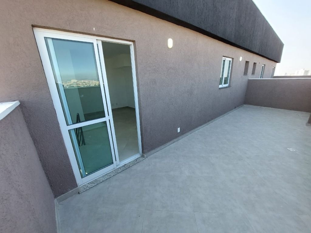 Cobertura à venda no Jardim Cristiane: 