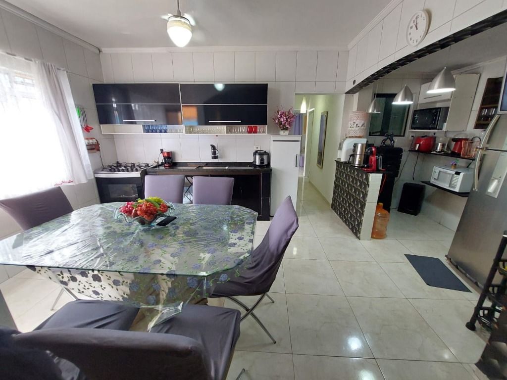 Sobrado à venda no Vila Eldízia: 