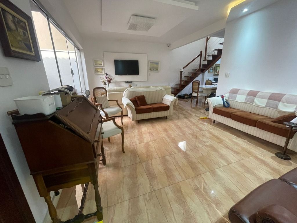 Sobrado à venda no Jardim Bela Vista: 